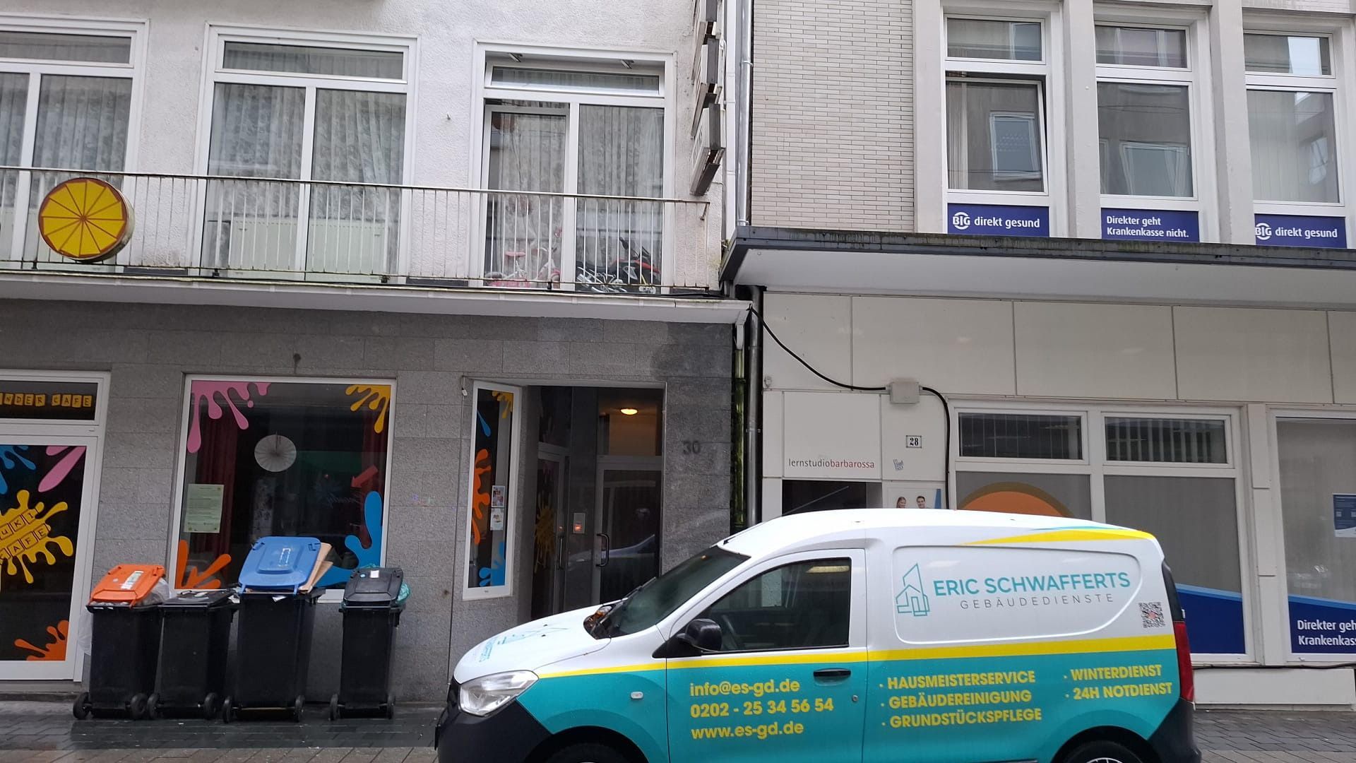 Wir bieten umfassende Reinigungsdienstleistungen und mehr in Wuppertal an!