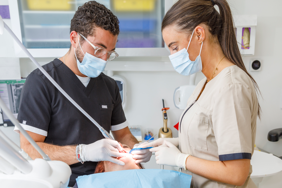 Dentistes du Cabinet Dentaire Maison Blanche