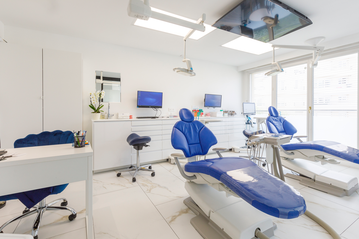 SAlle d'intervention avec 2 places