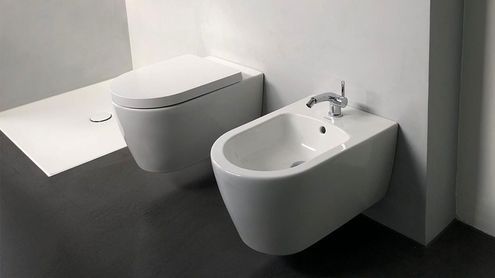 Dusche mit Betonwänden