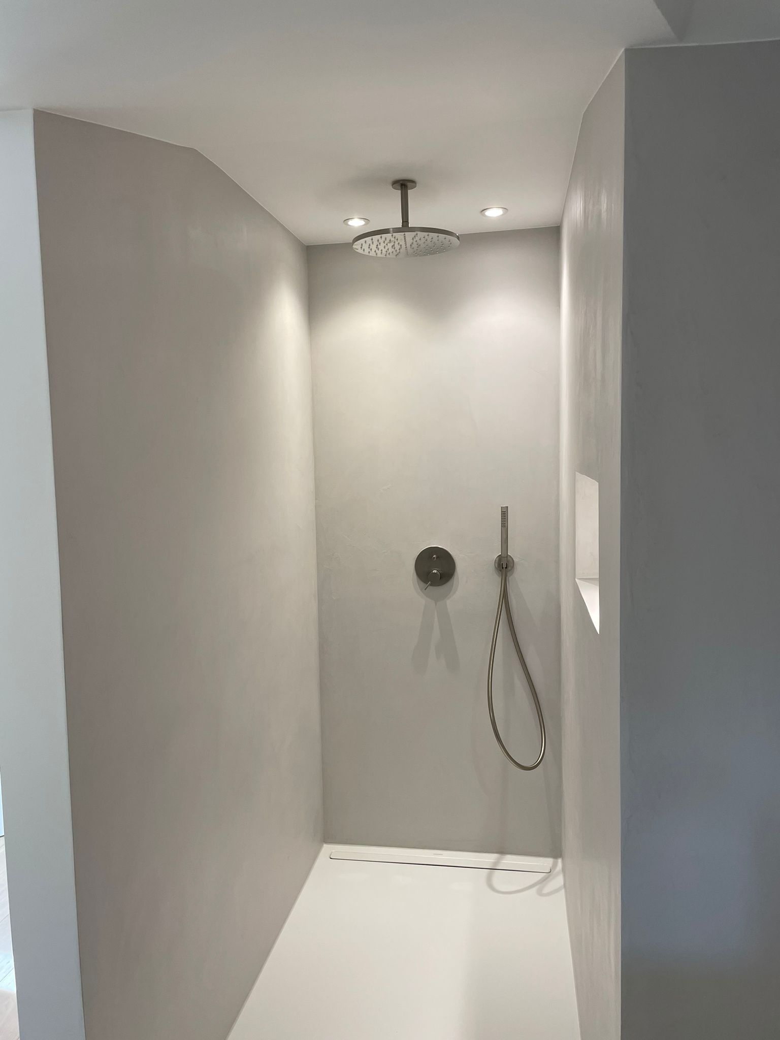 EdelBetonbodenM.Ferati