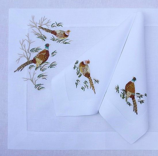 Eri Textiles, Tischtextilien, die jedem Essen eine besondere Note verleihen.