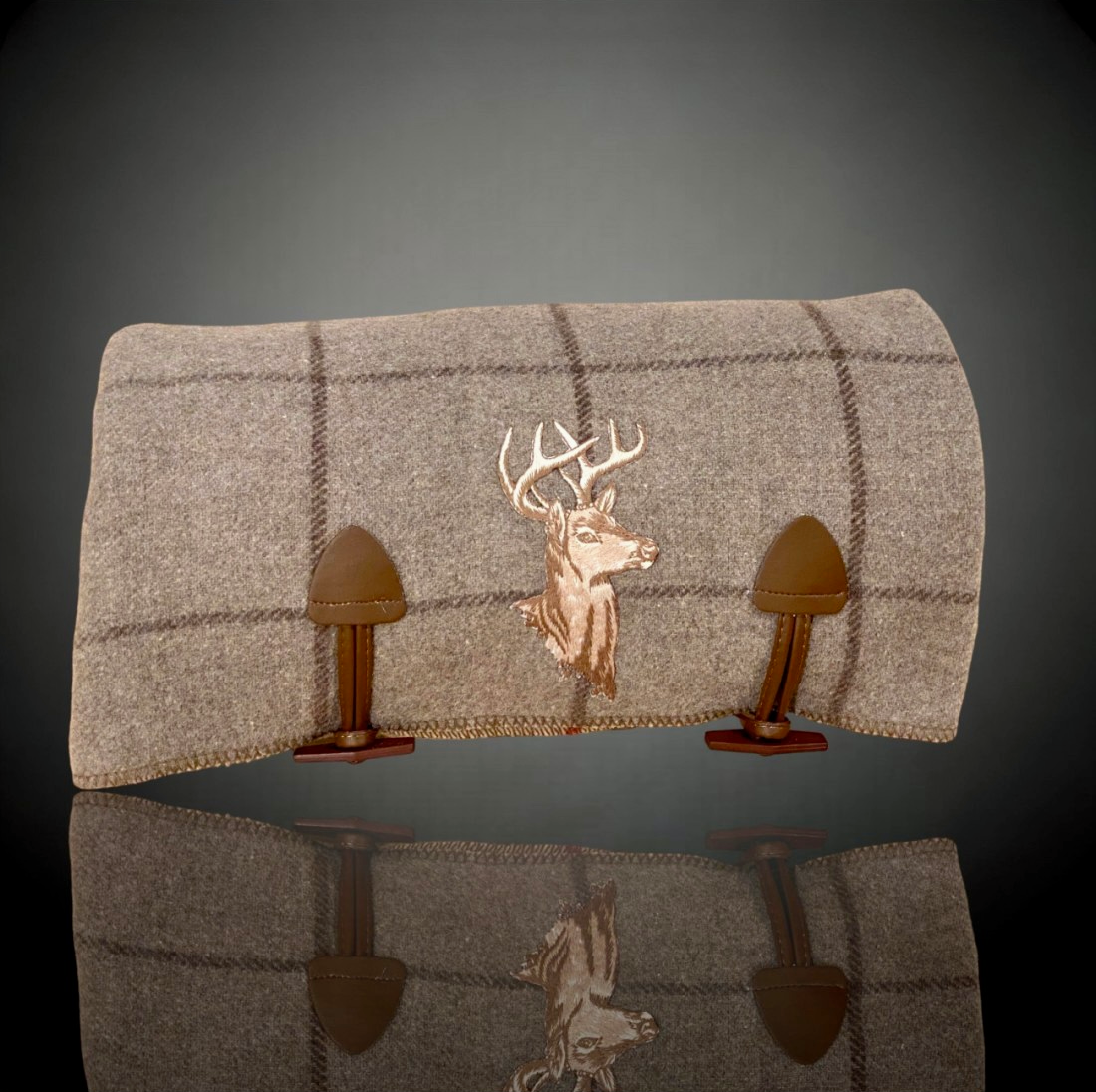 Elegante und innovative Tischkultur von Altalena, ein Hingucker auf jedem Tisch.