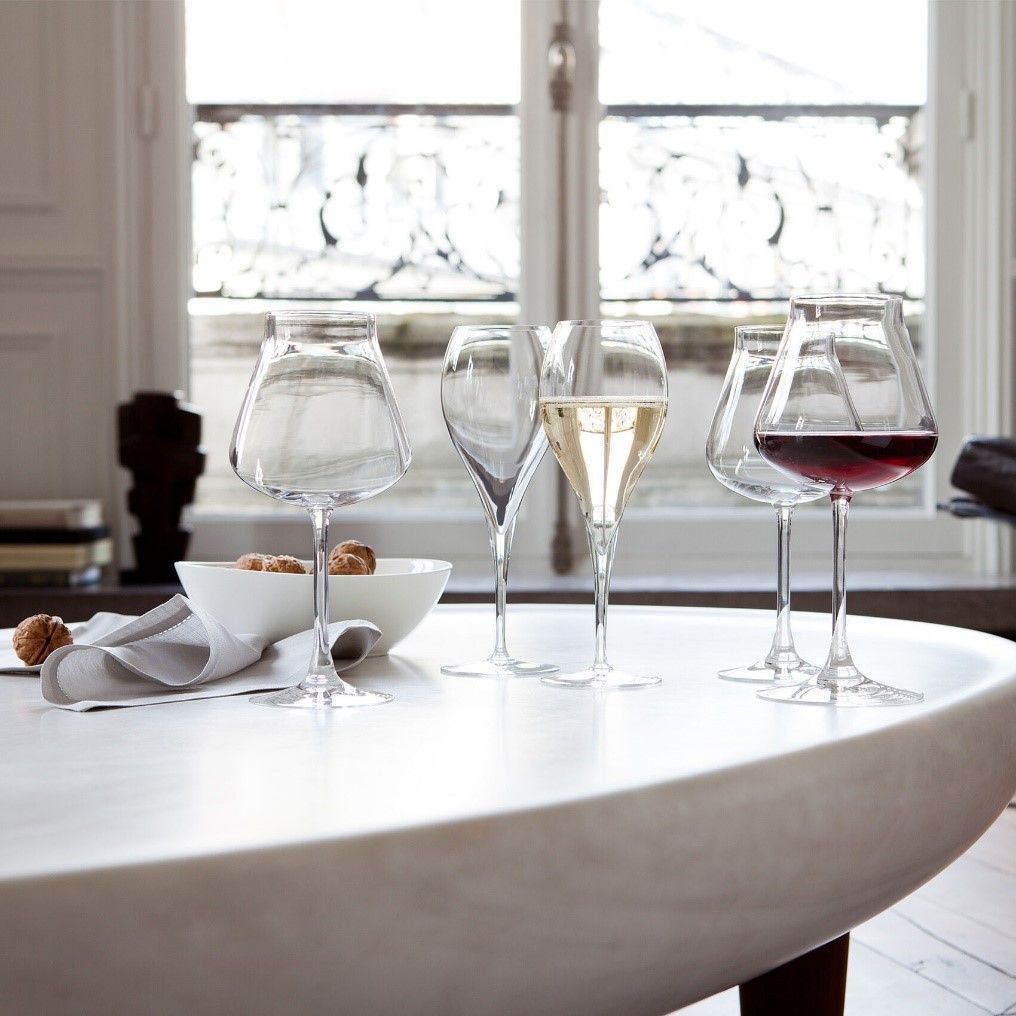 Feinste und filigranste Gläser für all Ihre alkoholischen Genüsse.