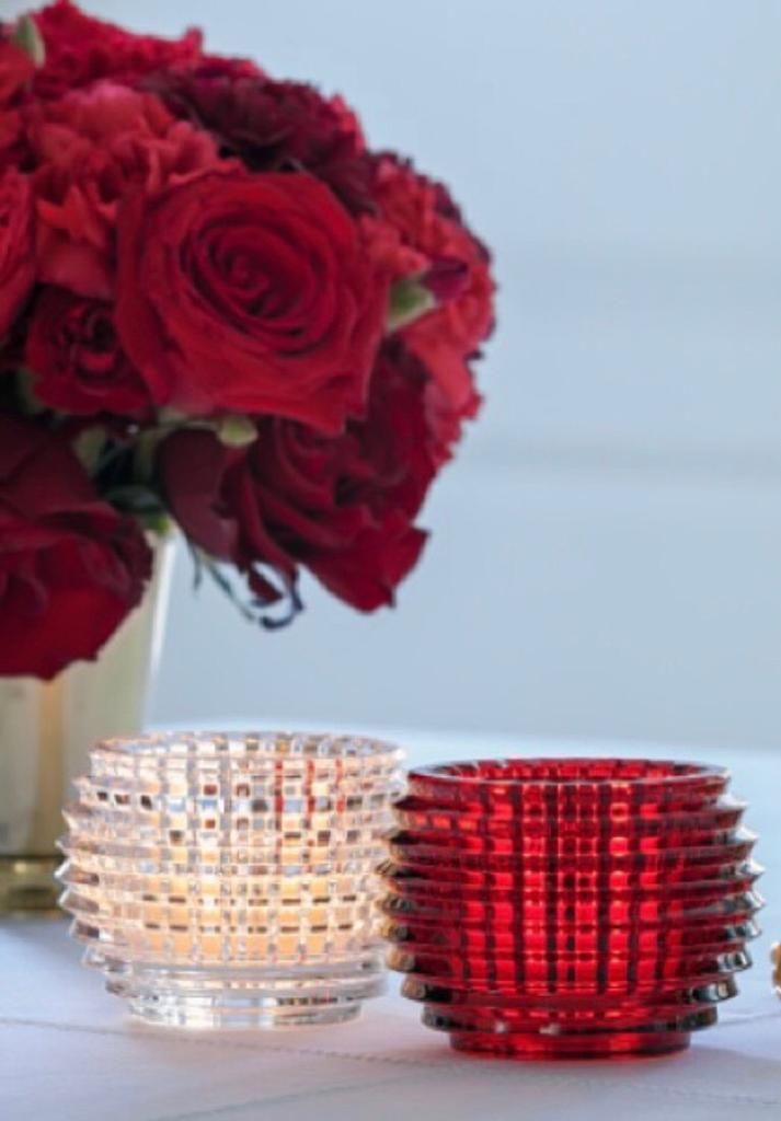 Edle Teelichtständer in aufregenden Farben für besonder stimmungsvolle Momente.