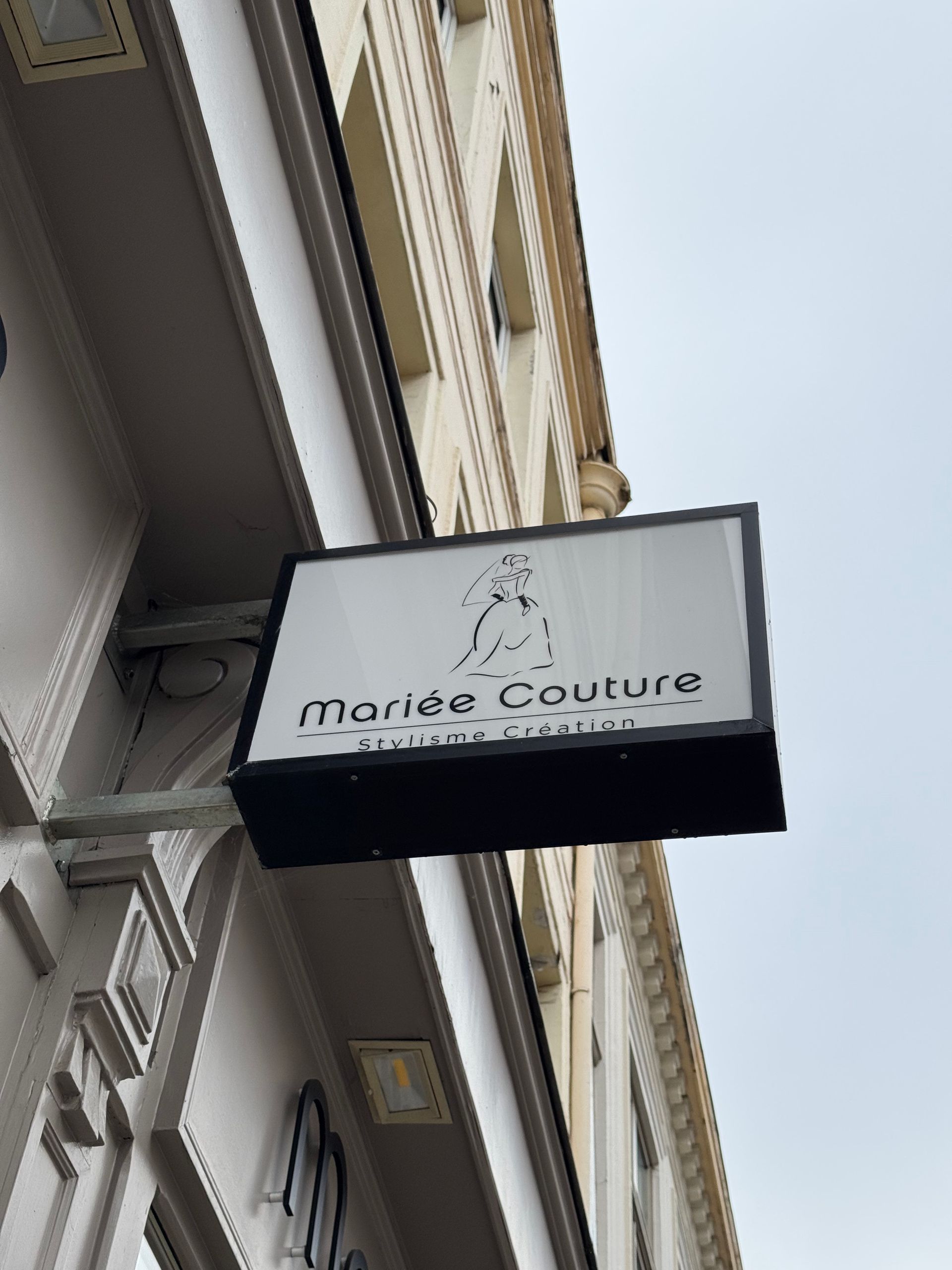 Signalisation du magasin Mariée Couture