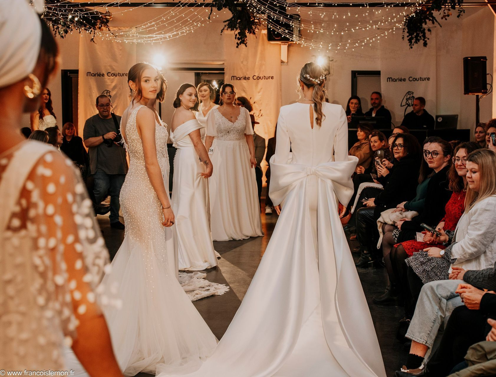 Défilé de robes de mariée