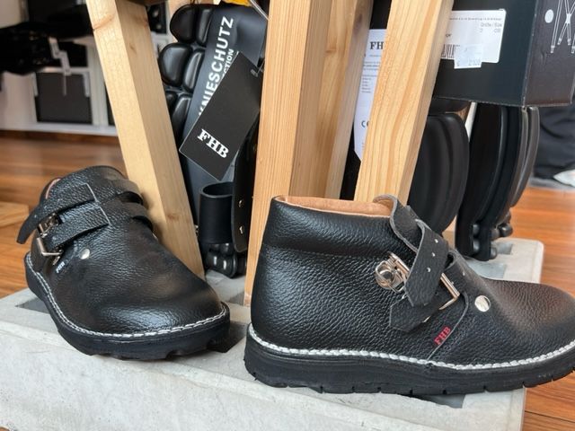 Textilservice und Berufskleidung Heinz Holst GmbH Piel Berufsbekleidung Schuhe 01