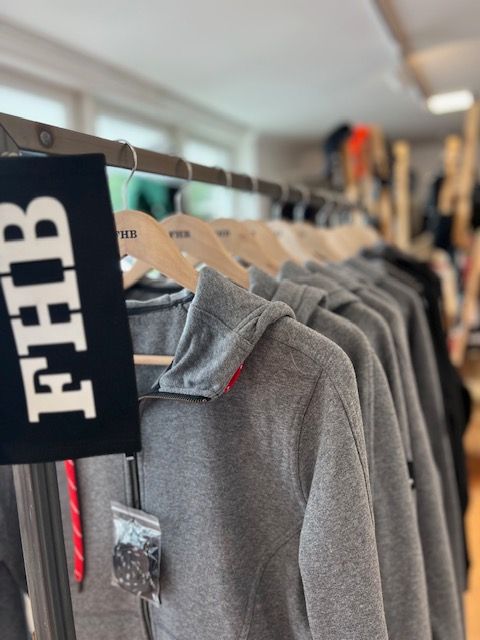 Textilservice und Berufskleidung Heinz Holst GmbH Piel Berufsbekleidung 12