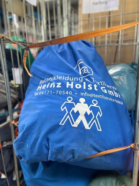 Textilservice und Berufskleidung Heinz Holst GmbH Piel Logistik 05