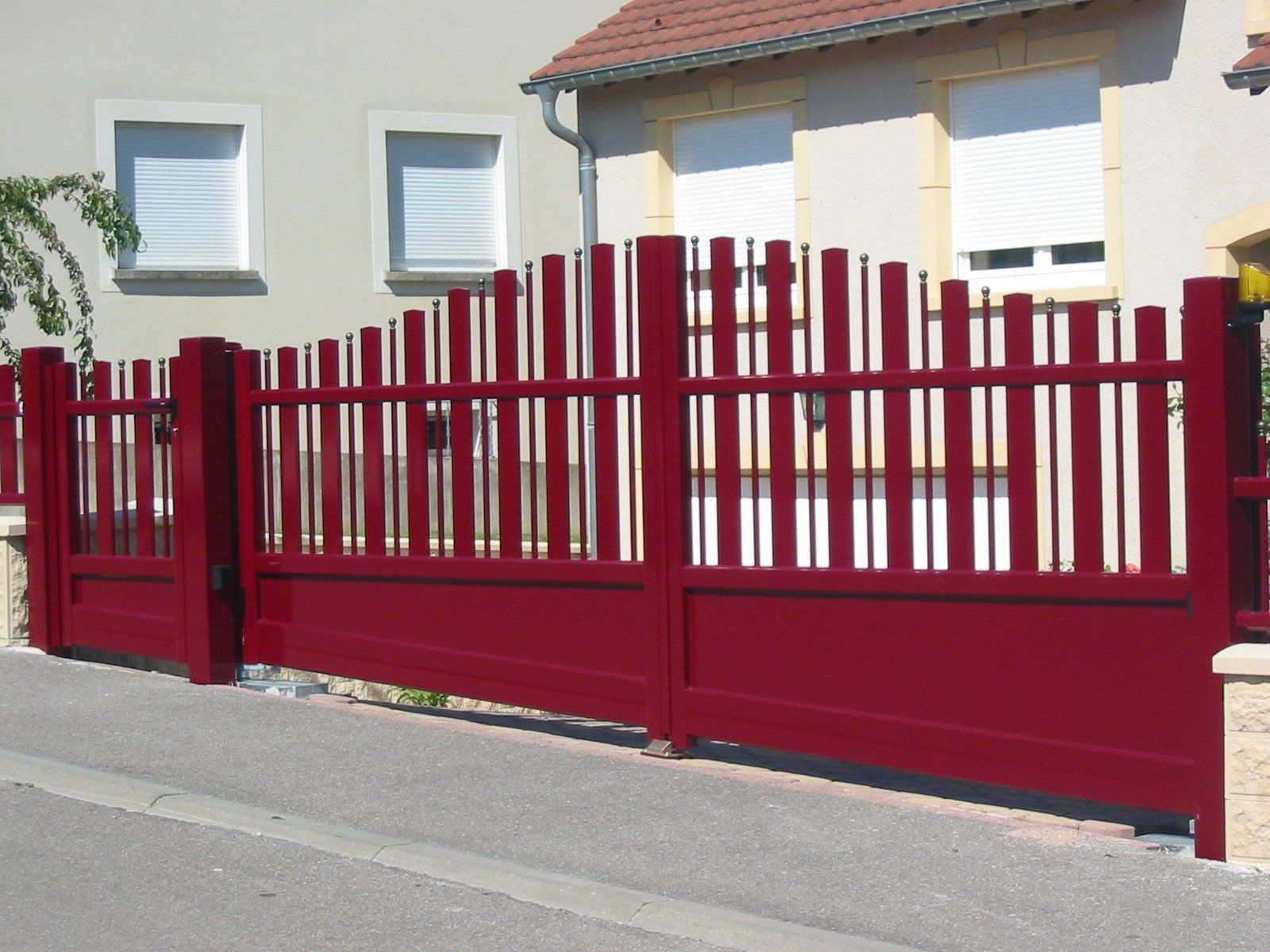 Portail rouge Plouzané