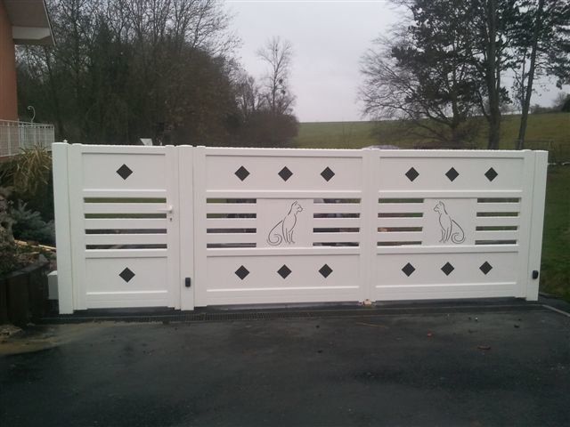 Portail blanc automatique Brest