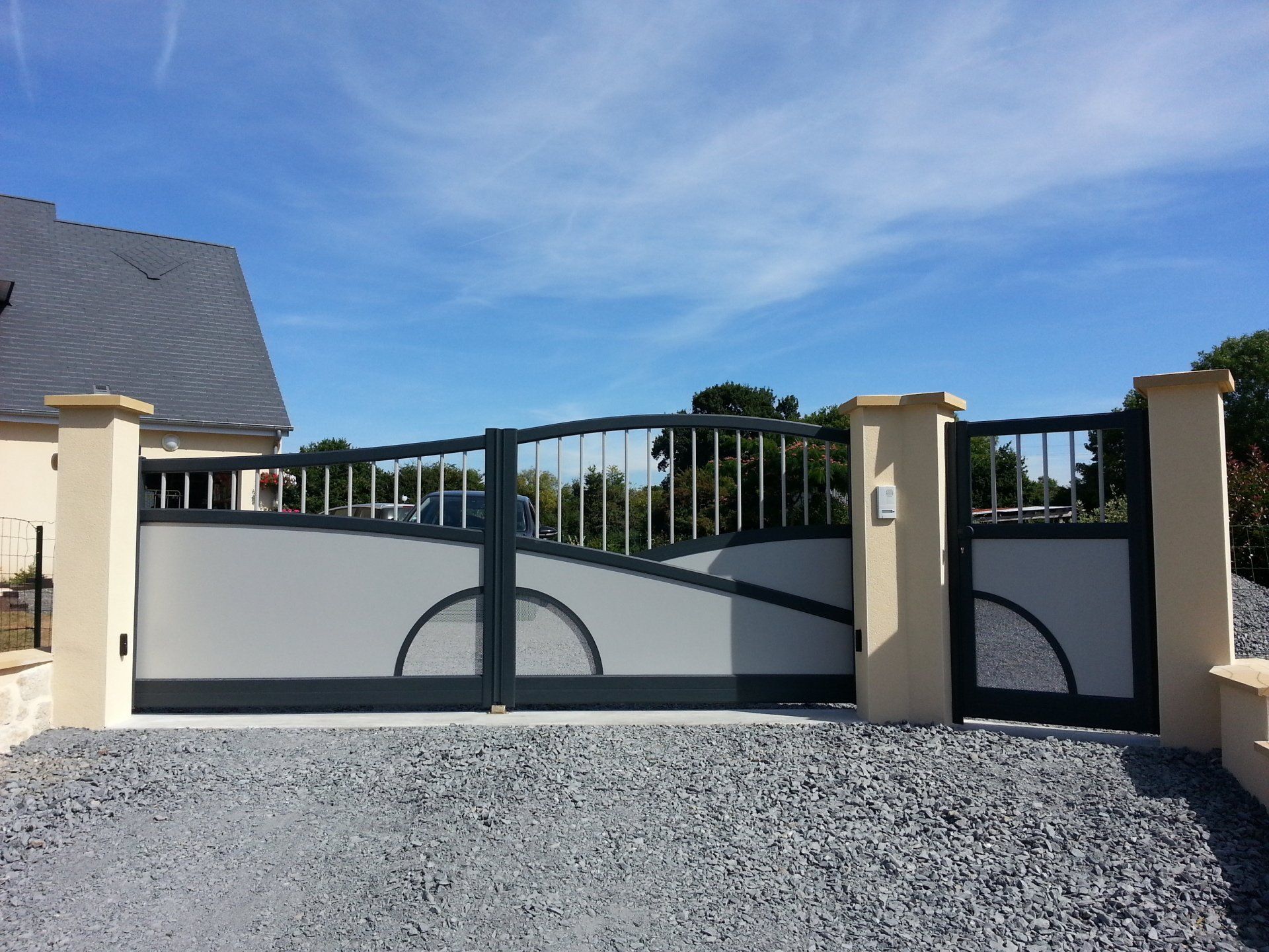 Portail asymétrique Brest