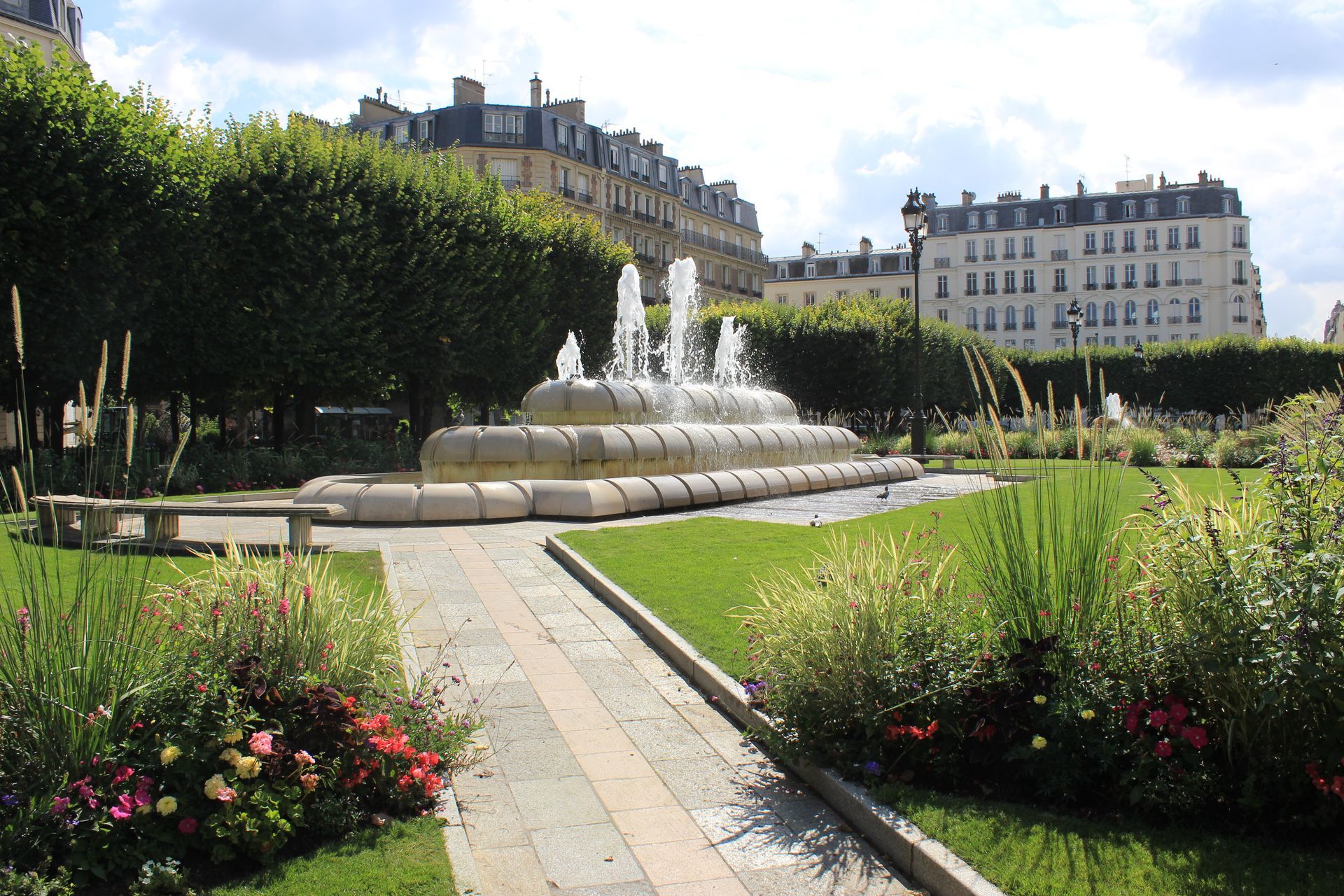 Parc de l’hôtel de ville à Levallois-Perret.