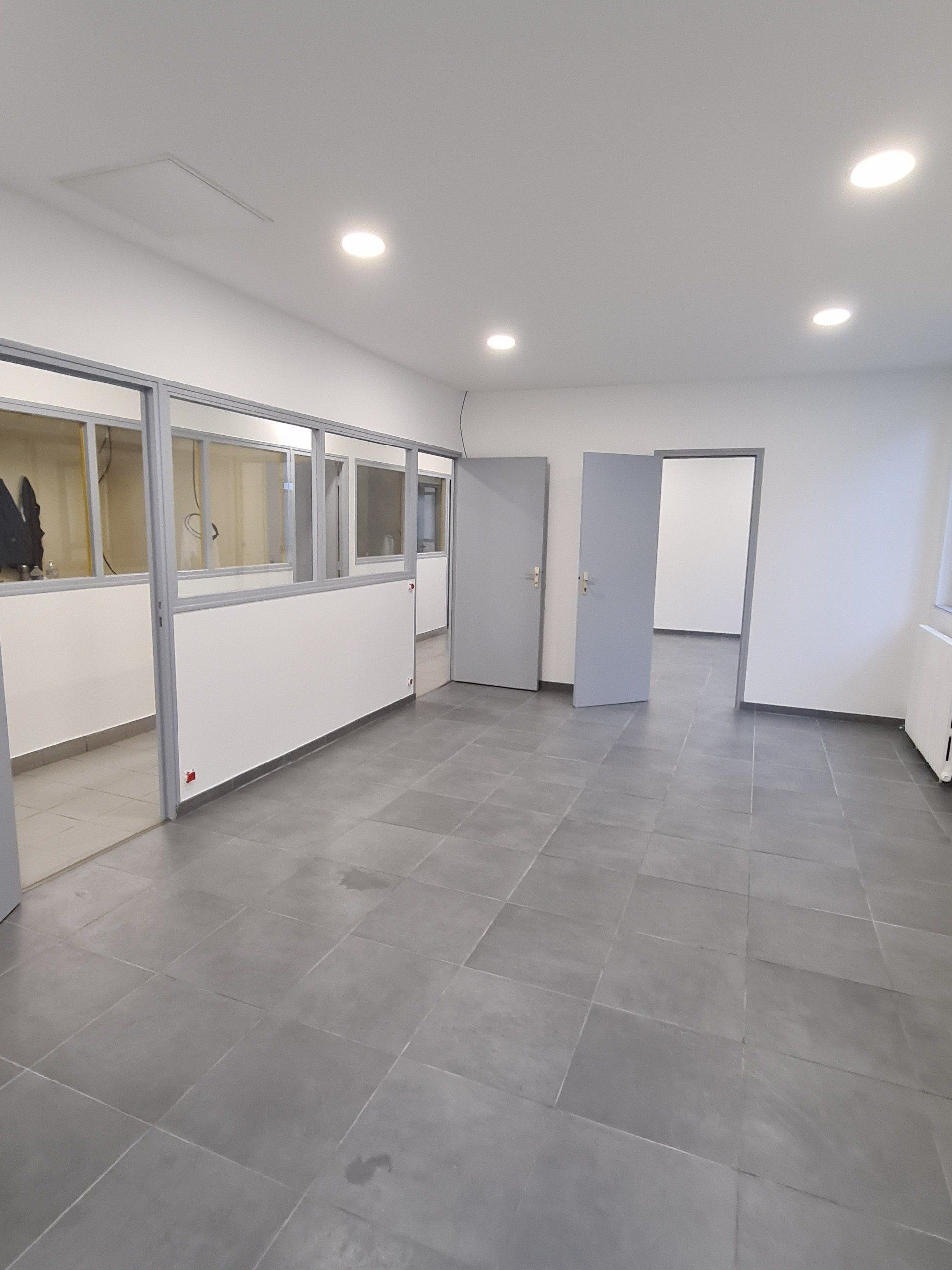 Cloisons dans une pièce