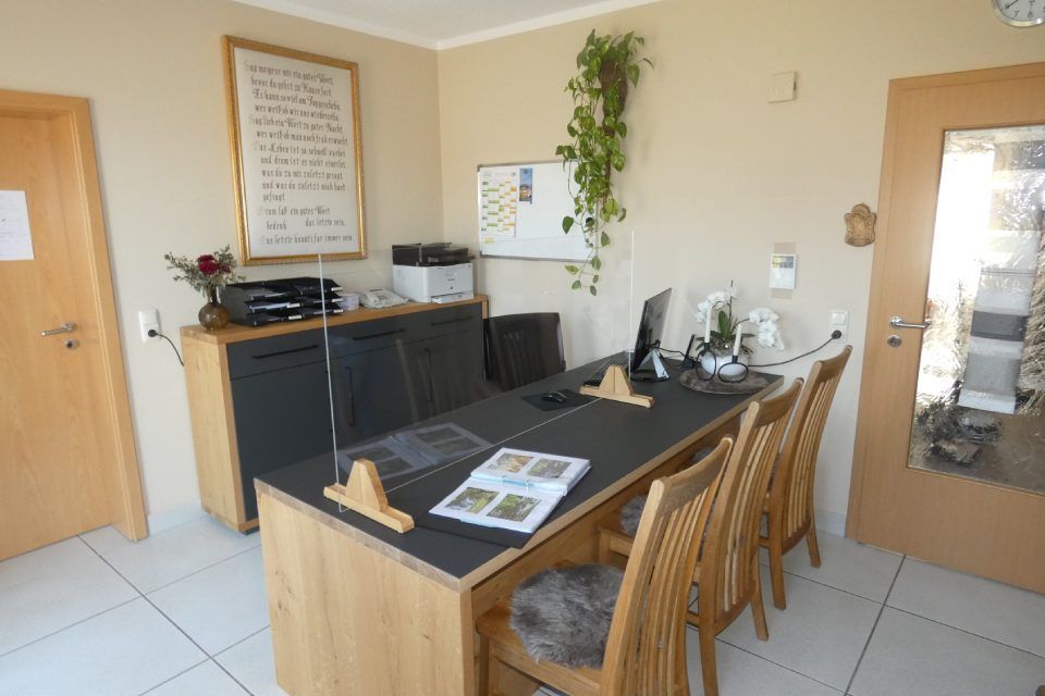 Bestattung Josef Maier büro