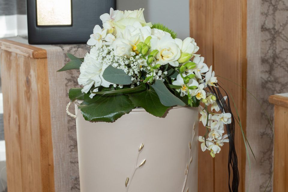 Bestattung Josef Maier Urnen