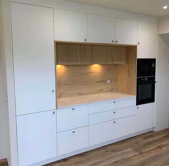 Buffet de cuisine blanc