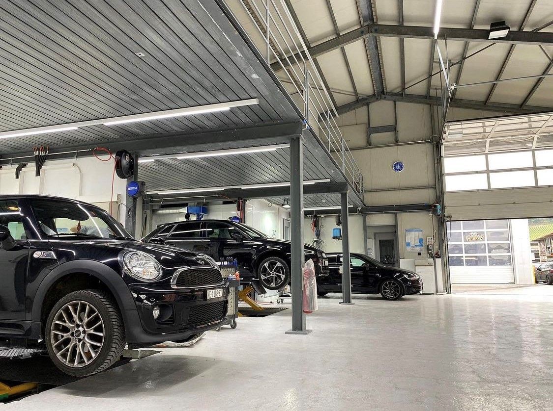 Carrosserie de Cornaux sarl - peinture - réparation- changement pare-brise - dégât carrosserie