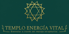 Logotipo geométrico dorado de un mandala con «Templo Energía Vital» sobre un fondo verde oscuro y un subtítulo debajo.