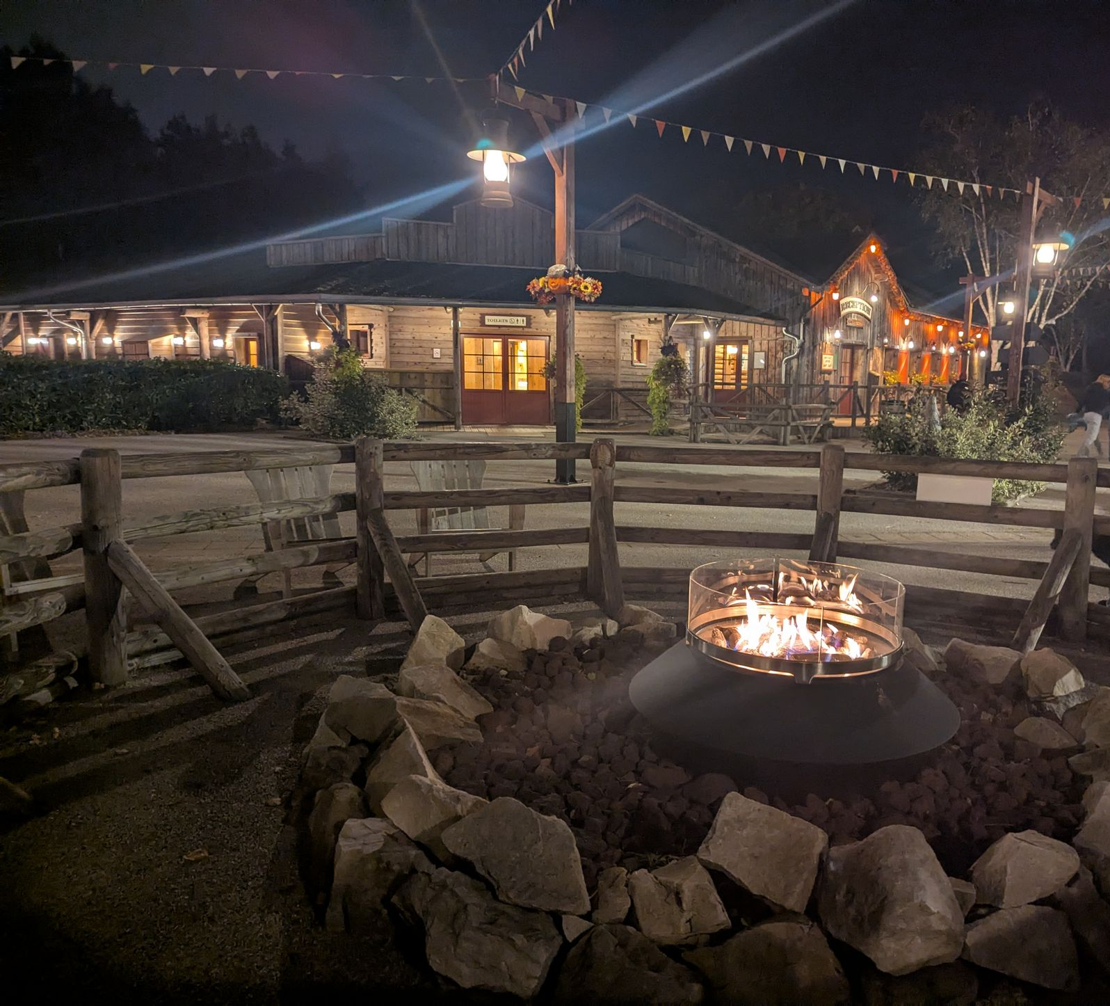 Lagerfeuer in der Davy Crocket Ranch