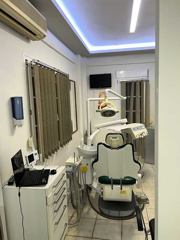 Χειρουργός Οδοντίατρος - Μιναρετζή Γιώτα | Νέα Ιωνία