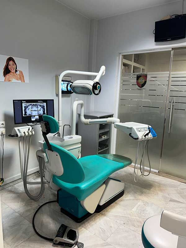 Χειρουργός Οδοντίατρος - Μιναρετζή Γιώτα | Νέα Ιωνία