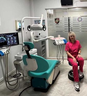 Χειρουργός Οδοντίατρος Μιναρετζή Γιώτα 