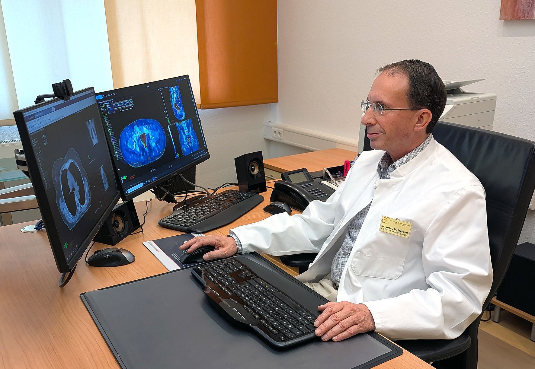 Dr. med. Daniel Metzler Dr. med. Daniel Metzler