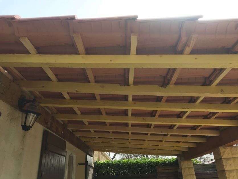 Charpente pour une pièce extérieure