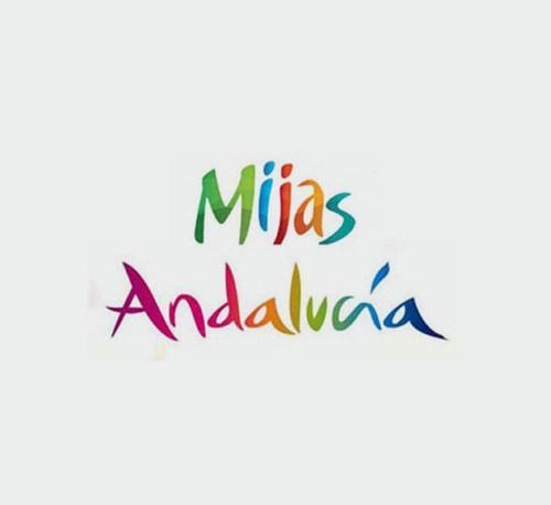 Un logotipo colorido para Mijas Andalucía sobre un fondo blanco.