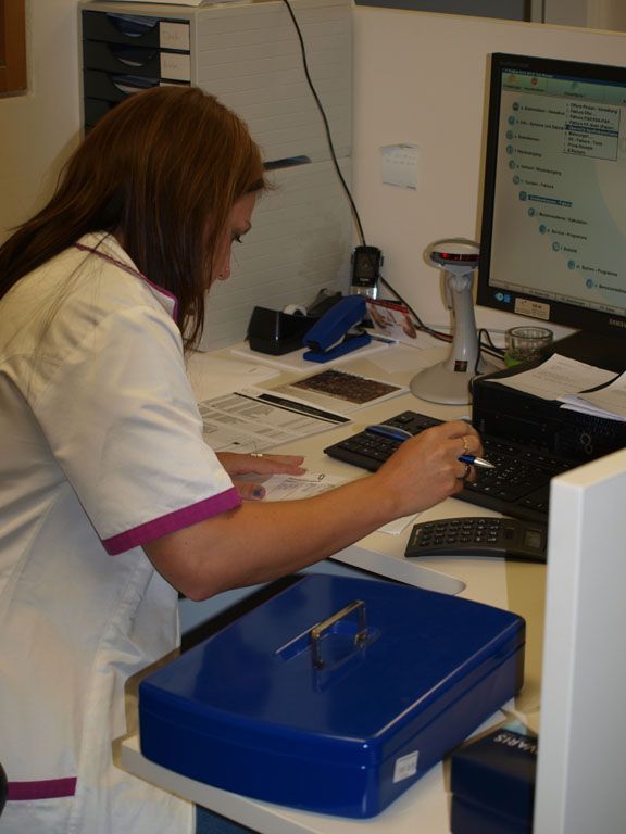 eidg. dipl. Apothekerin