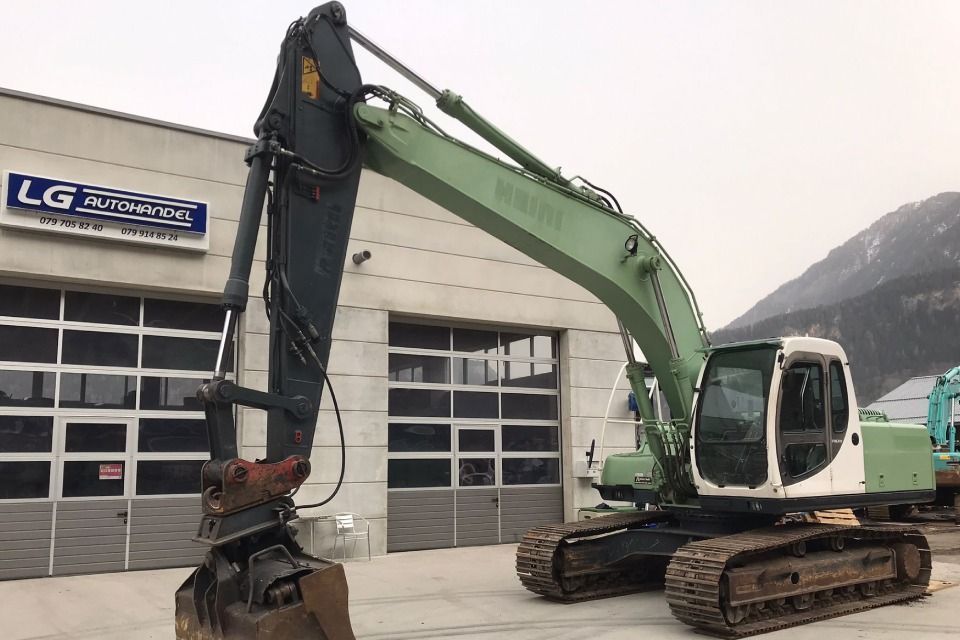 Bagger der Firma LG Autohandel