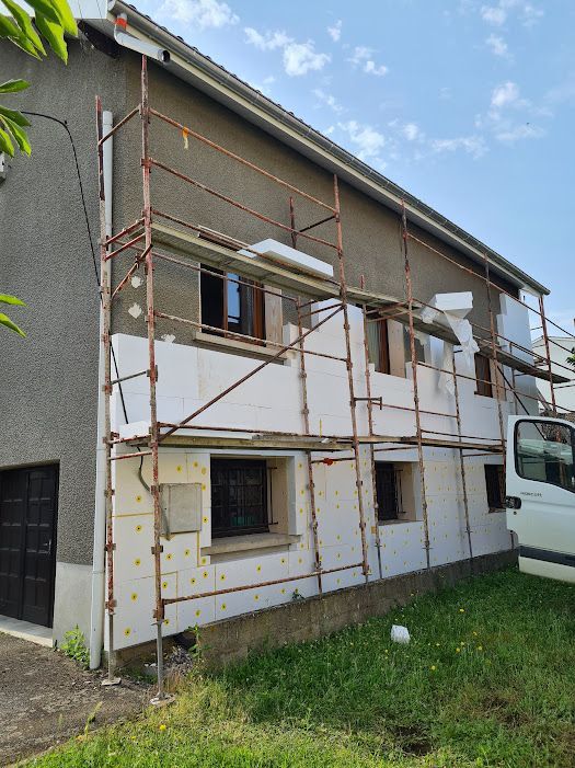 Pose d'isolation extérieure