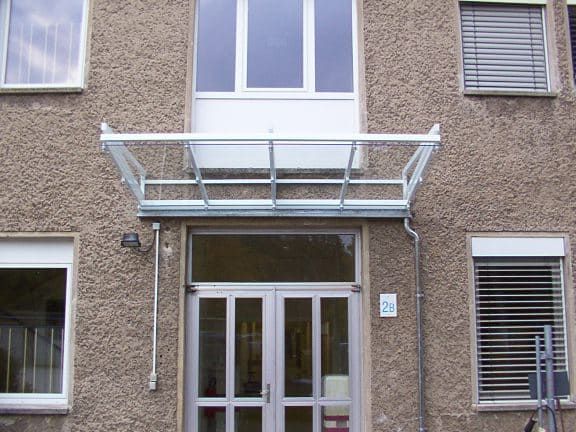 Überdach Türeingang Referenz