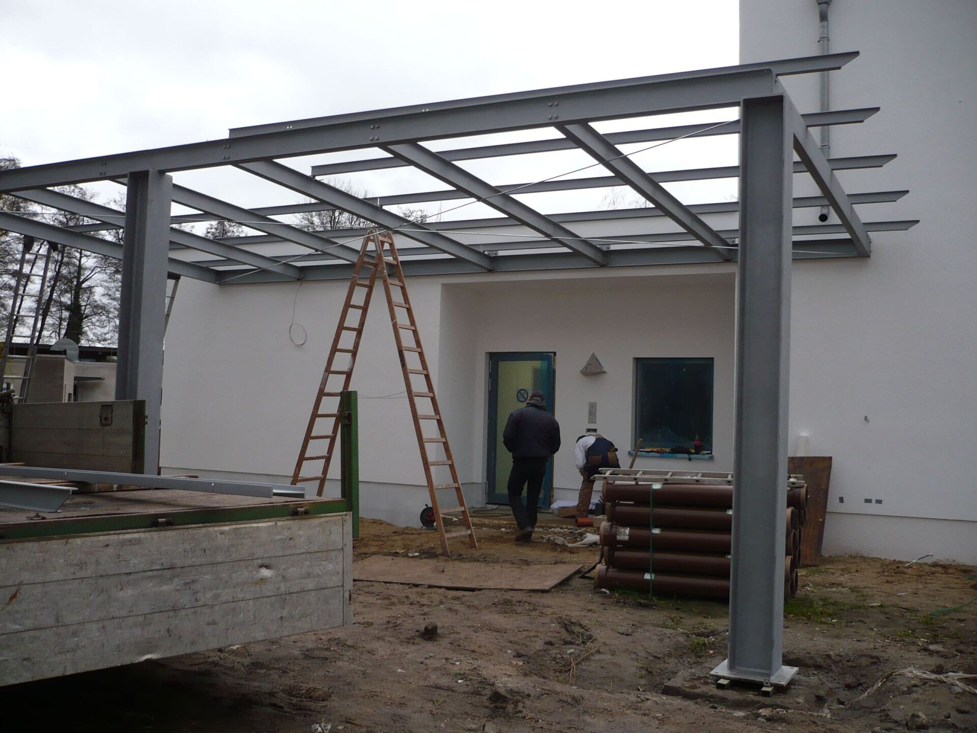 Überdach Stahlkonstruktion Refernz