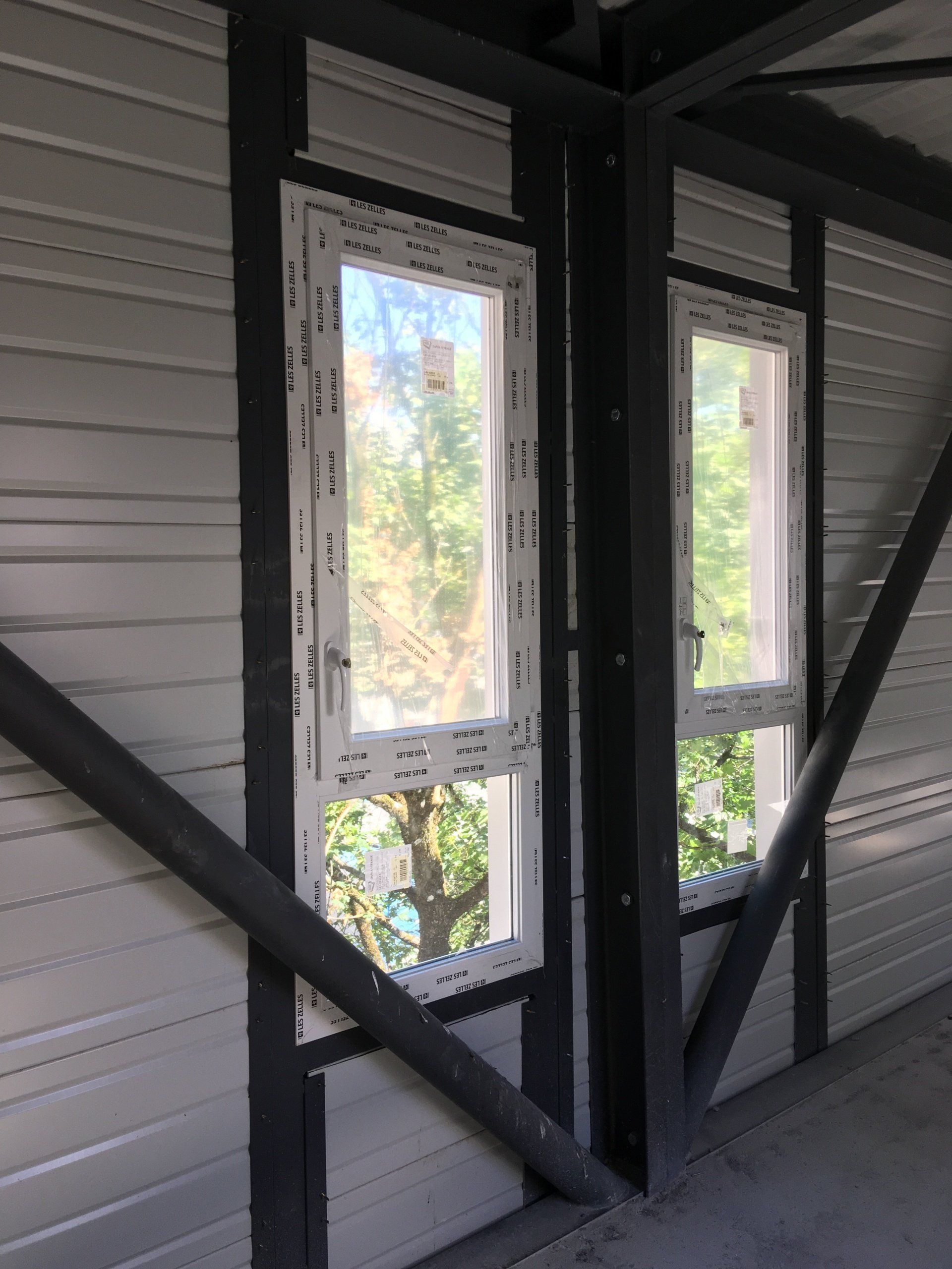 Fenêtres fraîchement posées