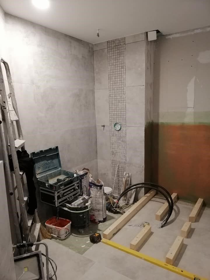 construction douche - Gianluca Spinello