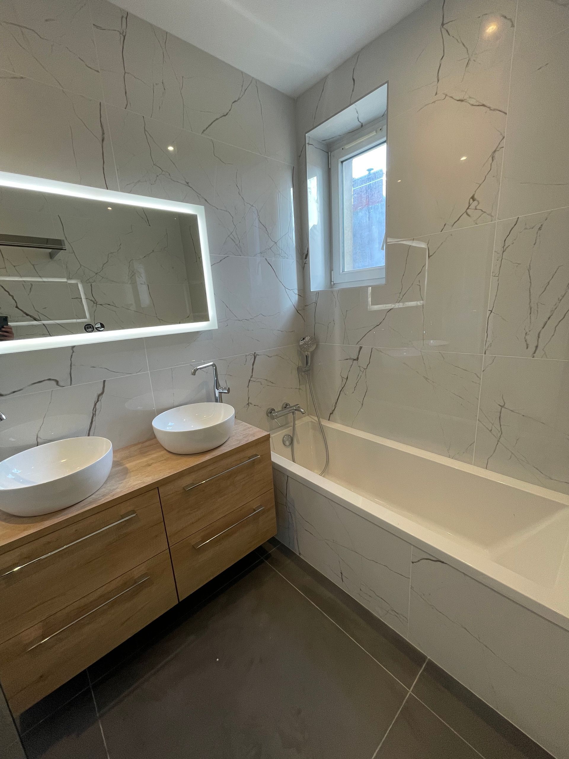 Meuble double vasque et baignoire