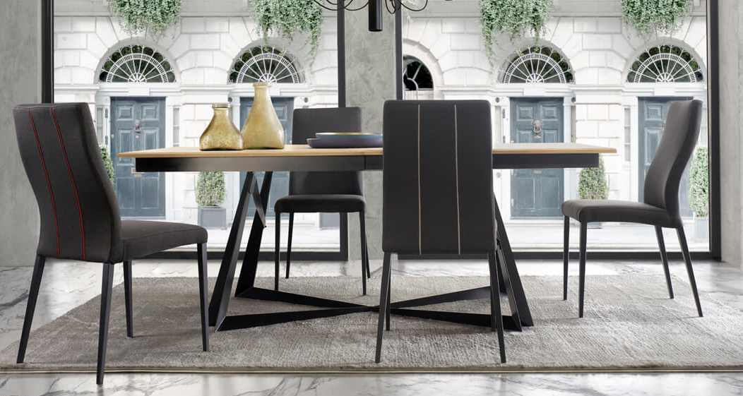 Chaise modèle SALLY