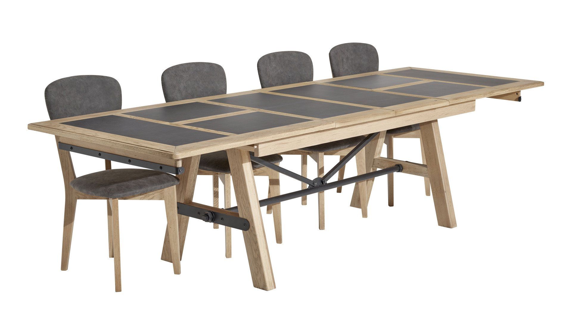 INDUS table avec rallonges de ATELIERS DE LANGRES.
Meubles Marty Baraqueville près de Rodez.