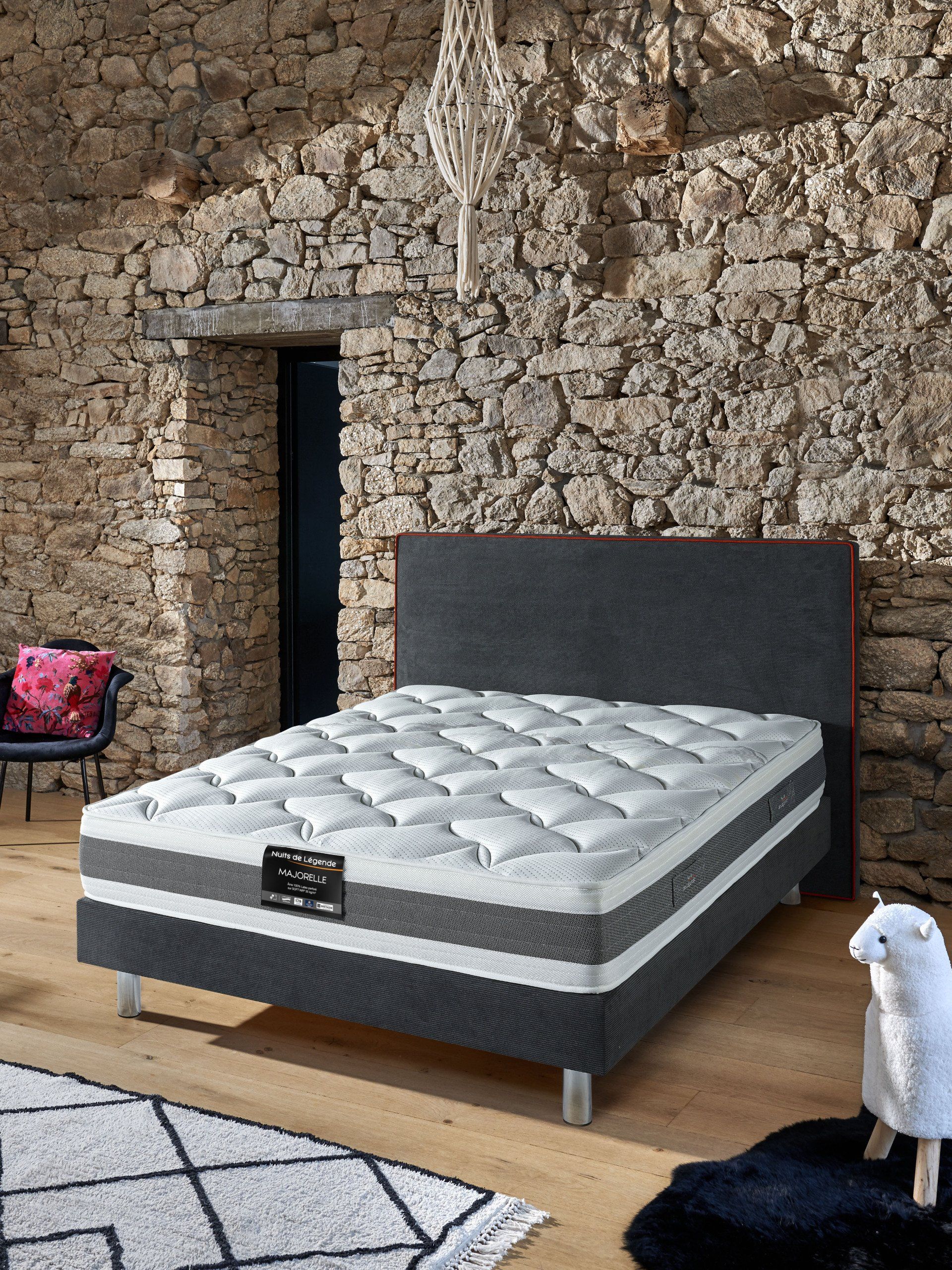 Matelas DAVILAINE MAJORELLE aux Meubles MARTY à BARAQUEVILLE près de Rodez.
