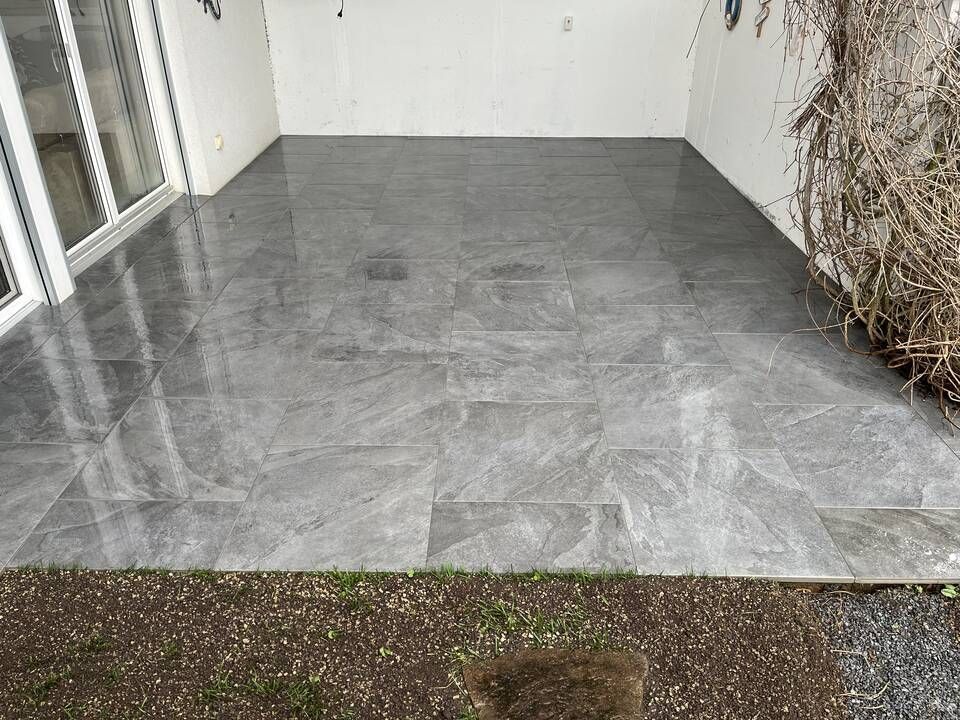 Hugentobler Gartenbau GmbH Fliesenverlegung