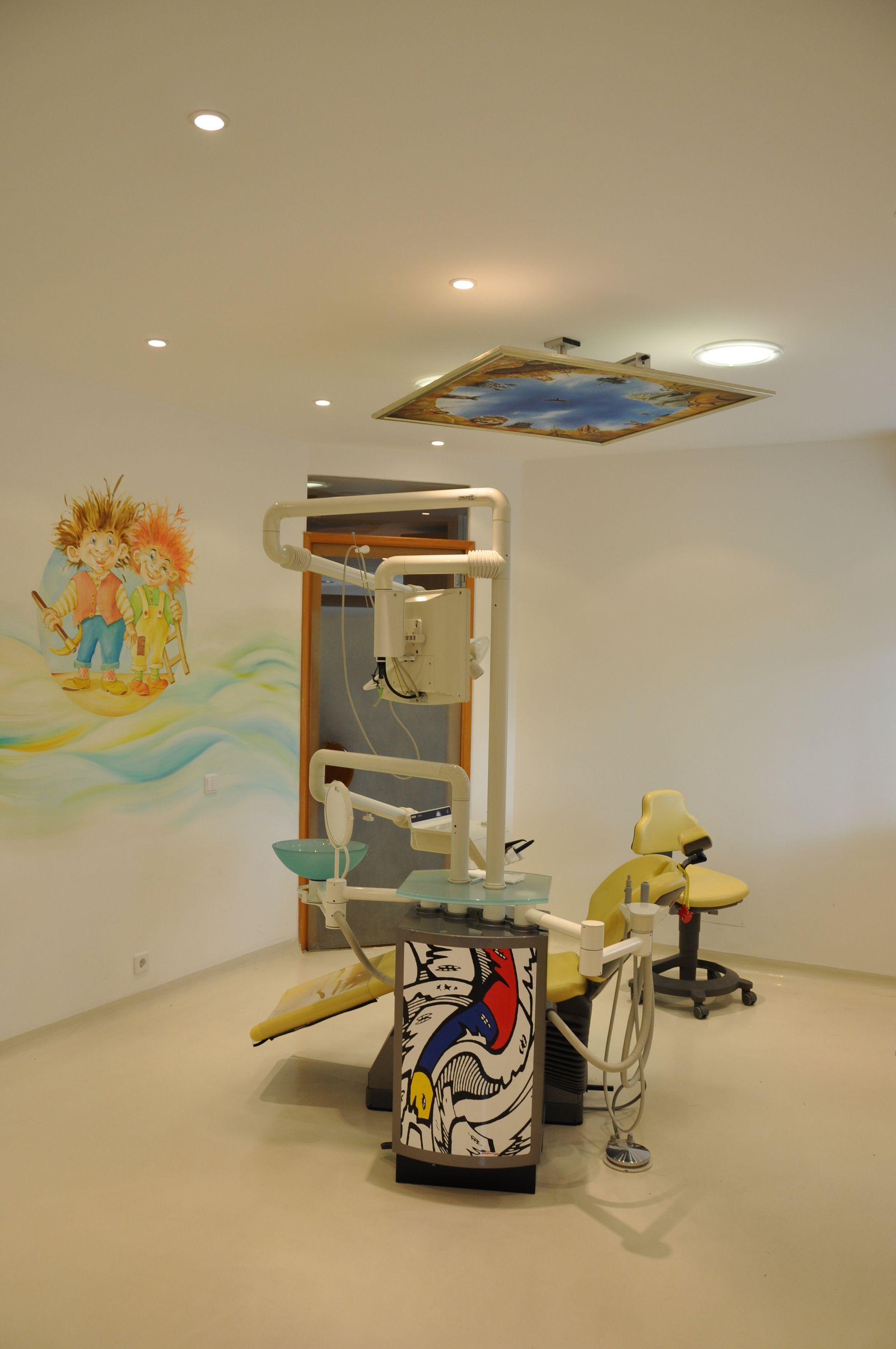 Clínica Dentária Dr. Jaime Lencastre Freitas
