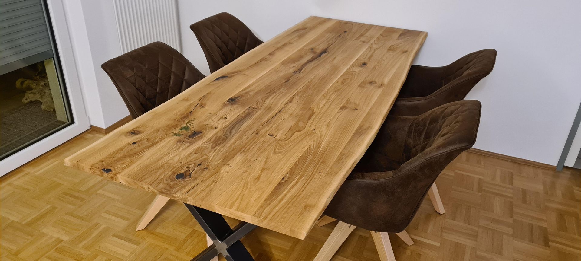 Rustikaler Eiche Holztisch