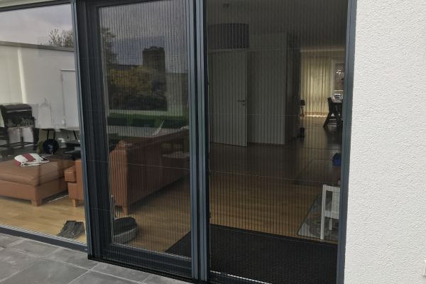 Geschütztes Glasfenster von HARU Einbruchschutz