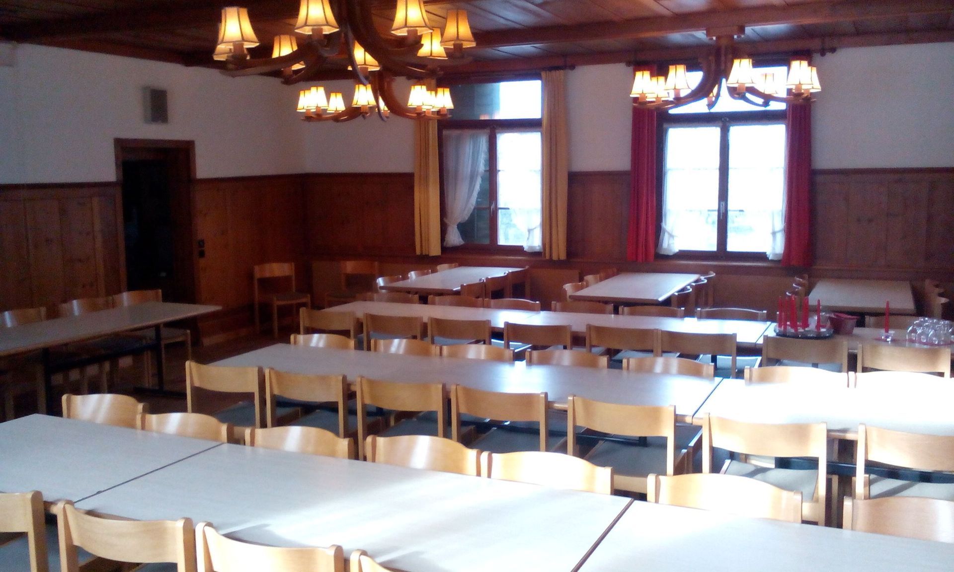 Festsaal - Stefan Röthlin GmbH - Kerns