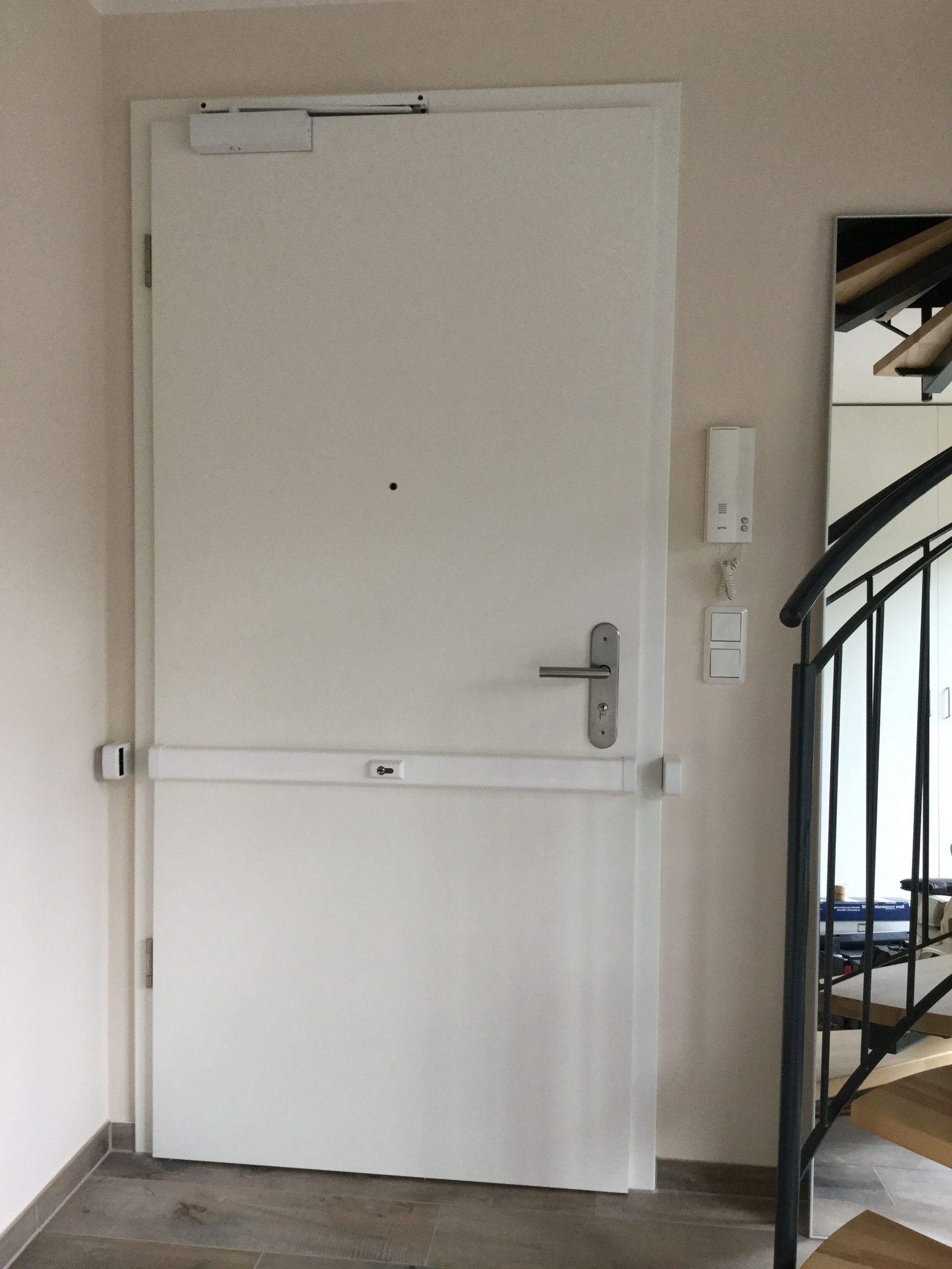 Einbau Panzerriegel vom Schlüsseldienst ALLES Klar Montagebeispiel_08