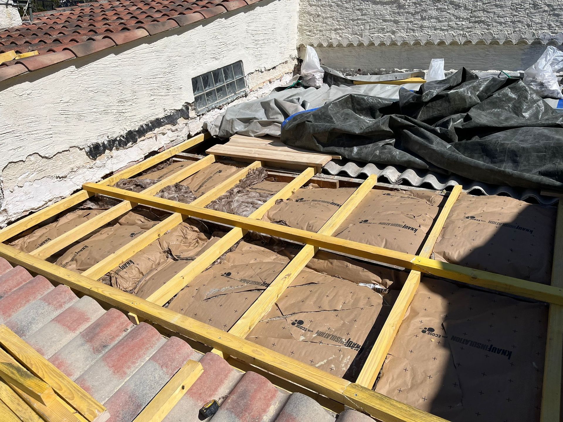 Travaux de charpente en cours