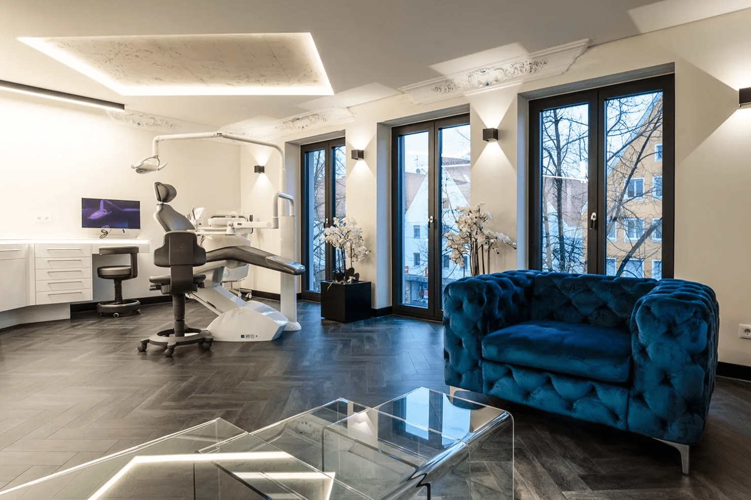 Kieferorthopäde Neumarkt Behandlungszimmer Erwachsene